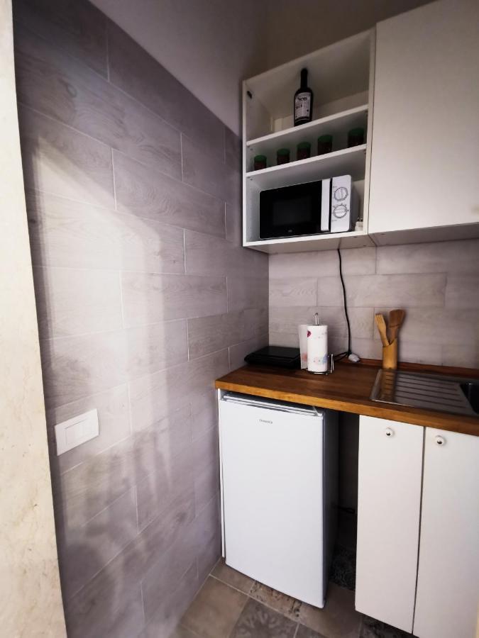 Whiteflower Apartments Bari Eksteriør billede